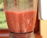 Édes epres-banán turmix recept fázis 2 fotója