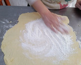 Foto del paso 3 de la receta: Torta de fiambre/ tarta de fiambre económica, masa hojaldre falso