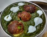 A picture of step 3 of Palak paneer kofta curry.