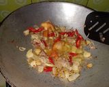 Foto langkah ke 2 dari resep Tumis tahu kecap pedas.