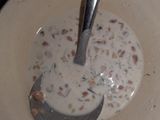 Peyek kacang renyah