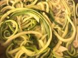 Foto del paso 2 de la receta Ensalada de spaghetti de calabacín