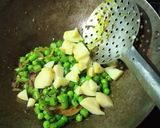 बीन्स मटर सब्जी (beans matar sabzi recipe in Hindi) रेसिपी चरण 4 फोटो