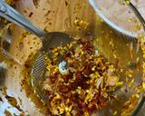 รูปขั้นตอนการทำที่ 1 ของ เมี่ยงอกไก่ผัดน้ำพริกเผา