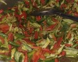 A picture of step 2 of Veg noodles.