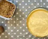 A picture of step 4 of Apple Crumble Cheesecake.