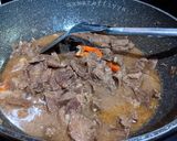 Foto langkah ke 3 dari resep Tumis Daging Saus Tiram.