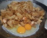 รูปขั้นตอนการทำที่ 2 ของ เส้นใหญ่ผัดซีอิ้ว🍝