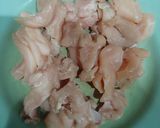 Foto langkah ke 1 dari resep Shirataki Goreng Ayam.