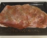 Foto del paso 2 de la receta: Paletilla de Cerdo a la Brasa