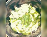 Foto del paso 3 de la receta: Rajas con crema elote y champiñones
