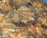 A picture of step 3 of Cabbage pakore.