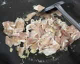 รูปขั้นตอนการทำที่ 2 ของ ไก่กระเทียมพริกไทย