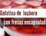 Foto del paso 1 de la receta: Gelatina de lechera con fresas encapsuladas!!!