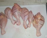 Foto del paso 1 de la receta: Pollo en salsa de champiñones