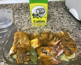 Foto del paso 4 de la receta: Pollo al horno con patatas con aliño árabe