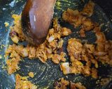 A picture of step 2 of Onion dry besan vegetable.