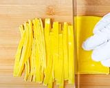 Hình bước làm 3 của món Súp Tteokbokki màn thầu - 떡만두국