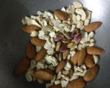 ગુલકંદ સ્વીટ (Gulkand Sweet Recipe in Gujarati) રેસીપી સ્ટેપ1ફોટો