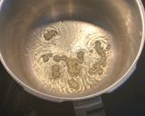 Foto del paso 3 de la receta: Manitas de Cerdo guisadas