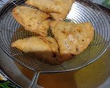 સમોસા 🌧️(samosa recipe in Gujarati) રેસીપી સ્ટેપ4ફોટો