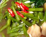 Foto langkah ke 5 dari resep Tumis kangkung sederhana.