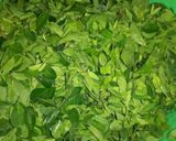 Foto langkah ke 1 dari resep Sayur Bening Daun Kelor.