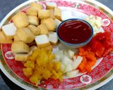 รูปขั้นตอนการทำที่ 1 ของ ผัดเปรี้ยวหวานเต้าหู้ปลา