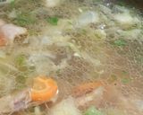 Foto langkah ke 7 dari resep Sup ayam kampung kuah bening gurih.