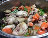 Foto del paso 1 de la receta: Pollo con verduras y champiñón al Sauvignon Blanc 2020