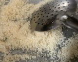 सुखड़ी (sukhdi recipe in Hindi) रेसिपी चरण 2 फोटो