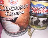A picture of step 2 of Coconut Mango Sagoo Pudding.