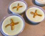 Une image de l'étape 8 de Crèmes pistache,orange et mirabelles du jardin.
