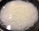炒米粉 / 滷汁應用的食譜步驟1照片