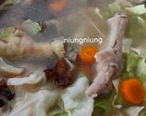 Foto langkah ke 5 dari resep Sop ceker ayam.