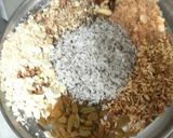 A picture of step 2 of Gond barfi or khakra chatpata.