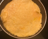 Foto del paso 3 de la receta: Un "por dos" en tres minutos.Chapatita de cristal con jamón y tortilla francesa