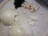 Guiso de Repollo, picada y fideos Mostacholes