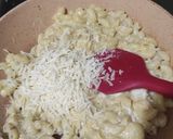 Foto langkah ke 3 dari resep Bolognese Mac & Cheese.
