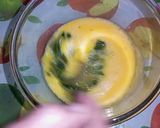 A picture of step 4 of Spinach Omelette 💚🥬🍕.