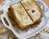Gambar langkah 4 resipi Tuna Roti John.