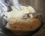 Foto del paso 4 de la receta: Pastel buttercream al limón y arándanos