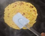A picture of step 3 of Missi roti.