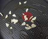 Foto del paso 3 de la receta: Mongetes con butifarra