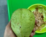 Hình bước làm 2 của món Gỏi Ổi Khô Mực