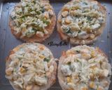 A picture of step 3 of Corn- Paneer Toast.