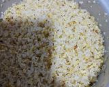 ডালিয়ার খিচুড়ি(dalia khichdi recipe in Bengali) রেসিপি ধাপ - 2 ছবি