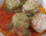 Foto del paso 6 de la receta Espaguetis con albóndigas gratinadas con tomate y pesto