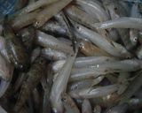 Hình bước làm 1 của món Cá bống chiên giòn