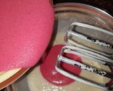 Foto del paso 2 de la receta: Bizcochuelo de gelatina de frambuesa_